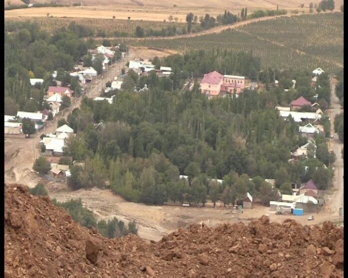 взрыв на холме в селе Сарытур