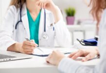 Школьников приглашают на бесплатный профосмотр врач