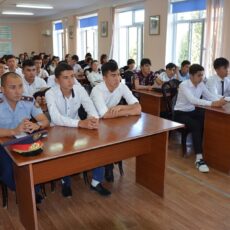 Полицейские пригласили студентов Кентау поработать в полиции встреча со студентами