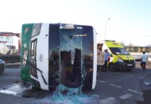 В Шымкенте в ДТП попал пассажирский автобус: есть пострадавшие ДТП с участием автобуса по пр. Назарбаева