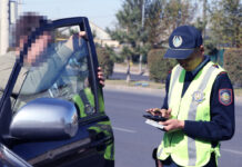 Полицейские Шымкента выявили 563 нарушений ПДД за один день