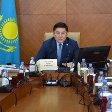 Ерлан Айтаханов: Учителя должны заниматься обучением, а не отчетами