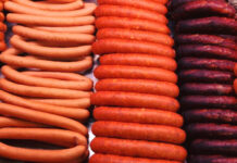 В мусульманской колбасе «Желен» обнаружена свинина