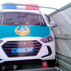 Макеты патрульных Hyundai ставят на трассах Казахстана