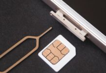 Казахстанцы массово жалуются на отключение связи