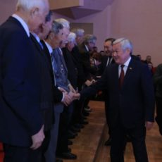 Бердибек Сапарбаев: «Профсоюзы должны быть на всех предприятиях»
