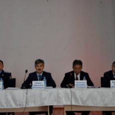Обсудить проблемы с прокурором Туркестанской области собралось свыше 500 человек