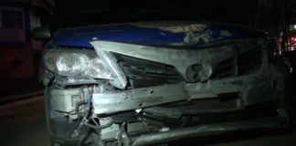 Автоэкипаж дорожно-патрульной службы попал в массовое ДТП в центре Шымкента