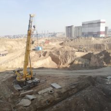 На месте гибели рабочих в Шымкенте стройку не возобновили