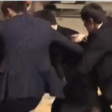 Видео с похищением девушки в Арыси распространяют в Сети похищение девушки