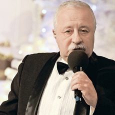 Якубович не нашел ошибки в слове на «Поле чудес» и ответил журналистам Леонид Якубович
