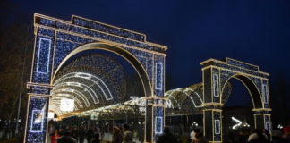 В Туркестане открылся после реконструкции парк Победы