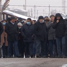 Чиновников Шымкента доставили в СИЗО
