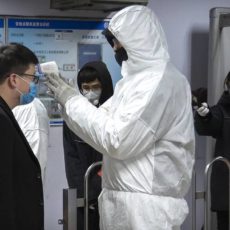 Число заразившихся коронавирусом в Китае превысило 5,9 тыс.