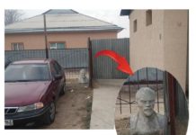 В Келесском районе бюст Ленина установили у входа в женский туалет