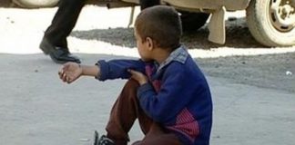 Казахстанцев призвали помочь в опознании «безымянного» мальчика ребенок-попрошайка