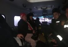 Спасатели Шымкента эвакуировали из аула Актас двух беременных женщин (видео)