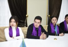В Шымкенте первыми повышенную стипендию получили в ЮКГУ