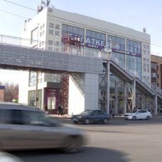 Назван очередной срок сдачи дорогостоящего надземного перехода на Жана Шахаре
