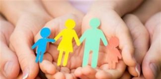 Казахстанцы просят президента установить выплаты для детей в период карантина