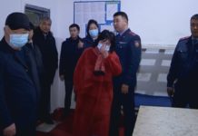 Чиновников Туркестанской области доставили в СИЗО Чиновников Туркестанской области доставили в СИЗО