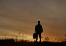 Подросток из Туркестанской области гулял в Алматы, пока его искала полиция парень