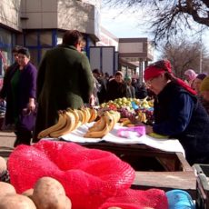 Верхний рынок. Стихийная торговля