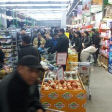 Министр об ажиотаже: В любом супермаркете можно сделать такое фото