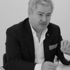 От коронавируса умер гендиректор крупной казахстанской медицинской компании Зиятхан Гасанов