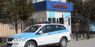 Полицейские Туркестанской области нашли и вернули сельчанке пропавших лошадей