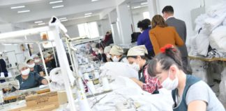 В Шымкенте начали выпускать медицинские маски