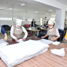 Шымкент производит 100 тысяч масок в день