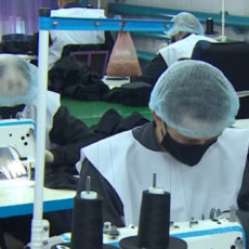 В Шымкенте осужденные шьют медицинские маски
