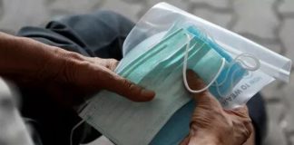 Торговые центры будут выдавать посетителям маски и памятки