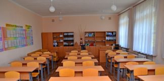 Каникулы для школьников объявили в Казахстане с 16 марта