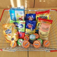 Дети из малообеспеченных семей получили продуктовые наборы в 11 регионах Казахстана
