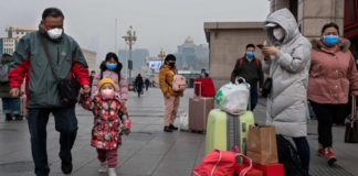 Казахстанцы, находящиеся в других странах должны сами оплатить свое возвращение в страну туристы