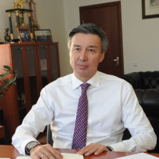 Предприниматель Ерлан Нурпеисов обратился к двум президентам и правительству