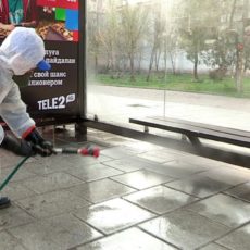 В Шымкенте начали санитарную обработку остановок