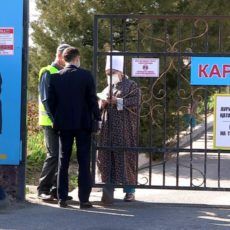 Супергерои носят не плащи, а белые халаты