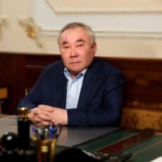 Биография Болата Назарбаева Болат Абишевич Назарбаев