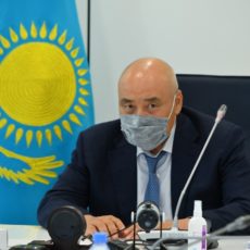 Умирзак Шукеев: Пациенты не должны испытывать дефицита мест и лекарств в больницах Шукеев