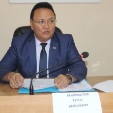 За взятку задержан председатель судебной коллеги по гражданским делам в Туркестанской области Тугель Бекимбетов