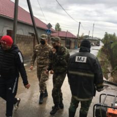 Пожарно-спасательные подразделения Шымкента устраняют последствия непогоды