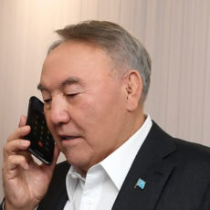 Н. Назарбаев провел телефонные переговоры с акимами областей и городов Нур-Султана, Алматы, Шымкента