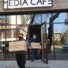 Казахстанский Медиа Альянс проводит акцию в поддержку журналистов