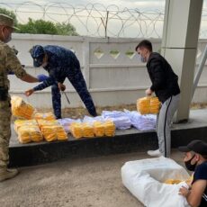 Тонны курта, зеленого чая и одежду пытались провести через таможенный пост «Капланбек» таможня