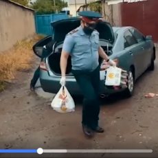 Полицейские Шымкента оказали помощь малоимущей семье полиция помощь