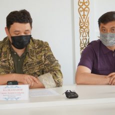Из Жамбылской области в Мактаарал прибыли три грузовых автомашины с 30 тоннами продовольствия и одежды