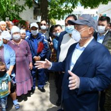 Умирзак Шукеев посетил эвакуационные пункты Мактаарала Умирзак Шукеев